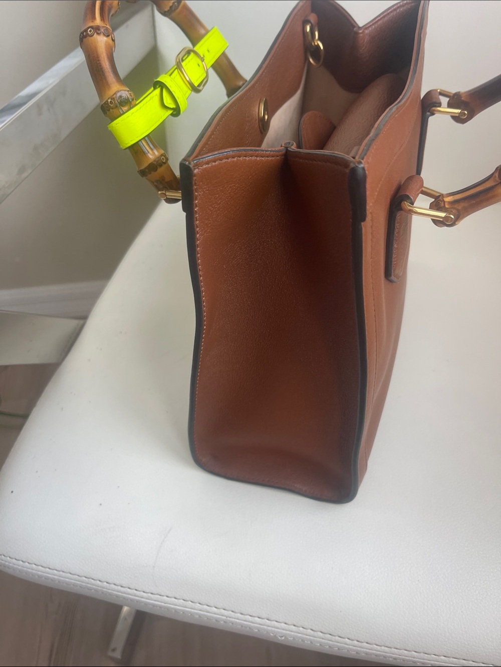 Gucci Diana Bamboo Tote Bag, Brown Leather Handbag - Picture 11 of 12